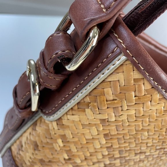 ETIENNE Ratten Hand Bag Faux Leather Trim Strap Center Zipper Pocket Two Pouches - Picture 7 of 15